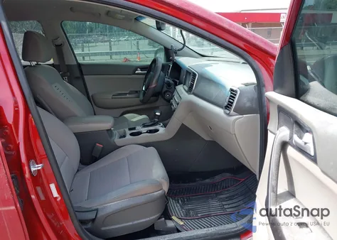 2018 Kia Sportage Lx z USA, uszkodzony, nr VIN KNDPM3AC0J7402039